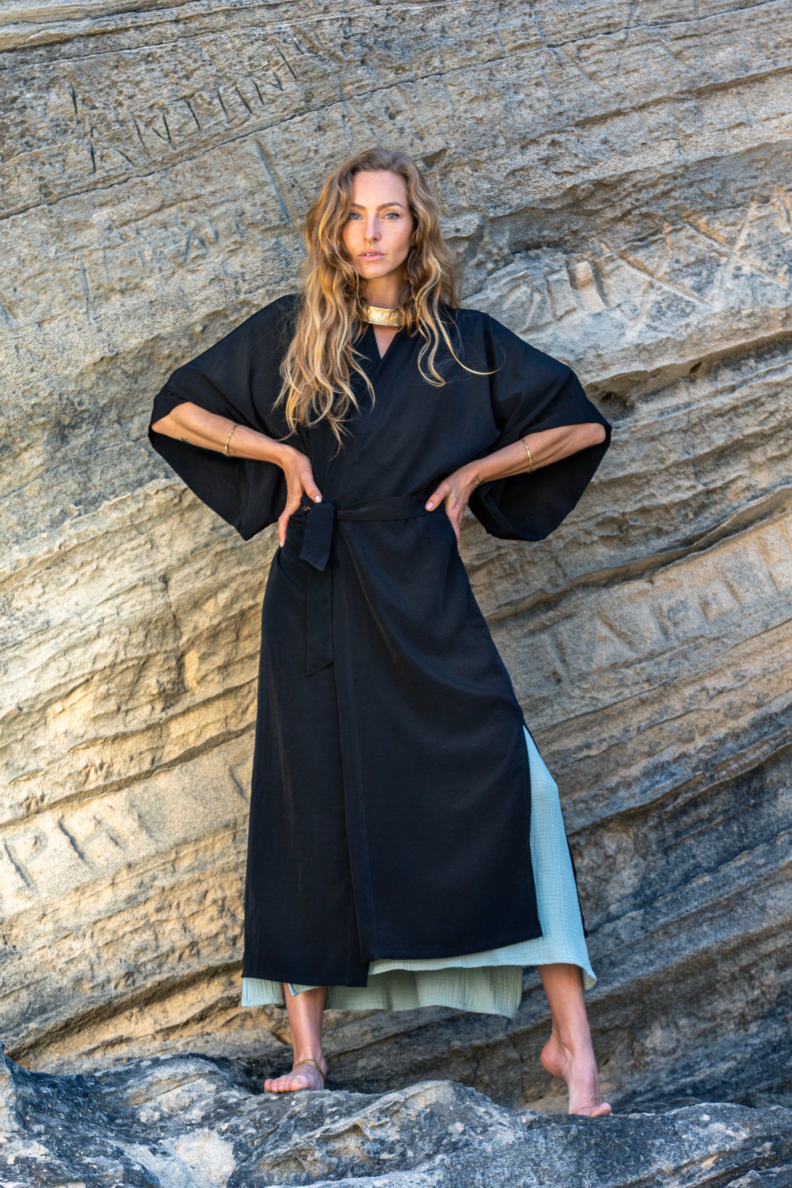 Black Dubai Kimono