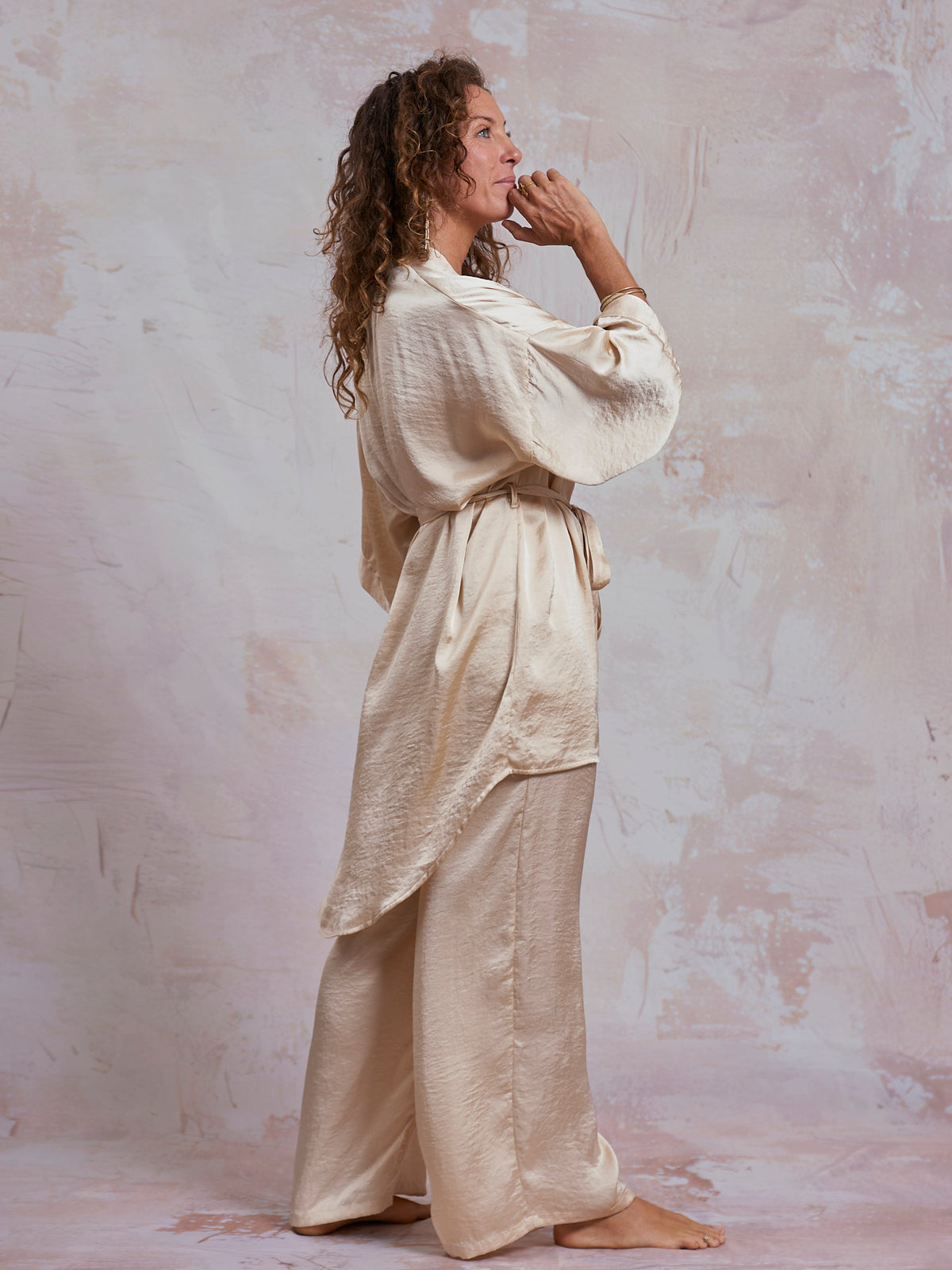 Ivory Satin Sam Kimono