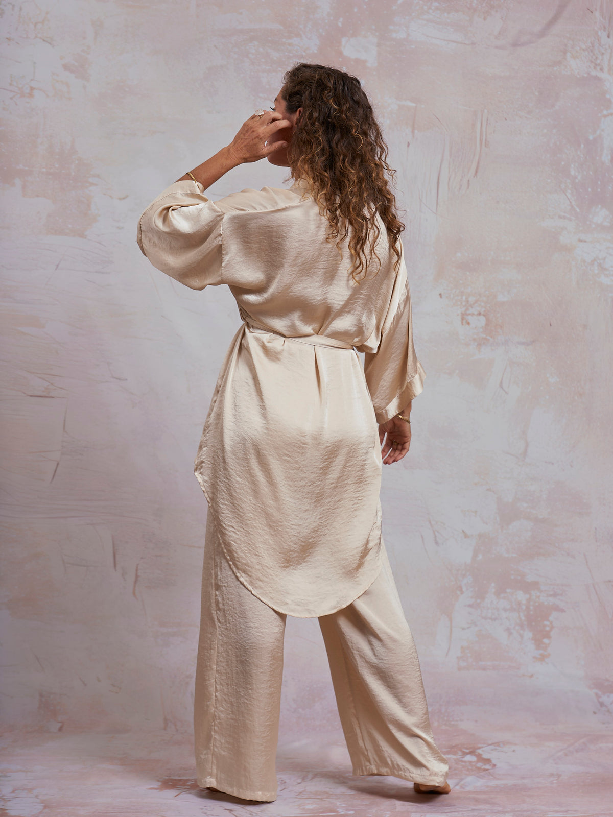 Ivory Satin Sam Kimono