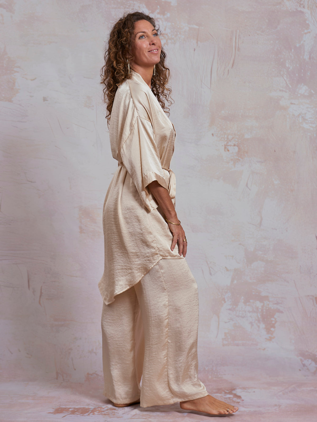 Ivory Satin Sam Kimono